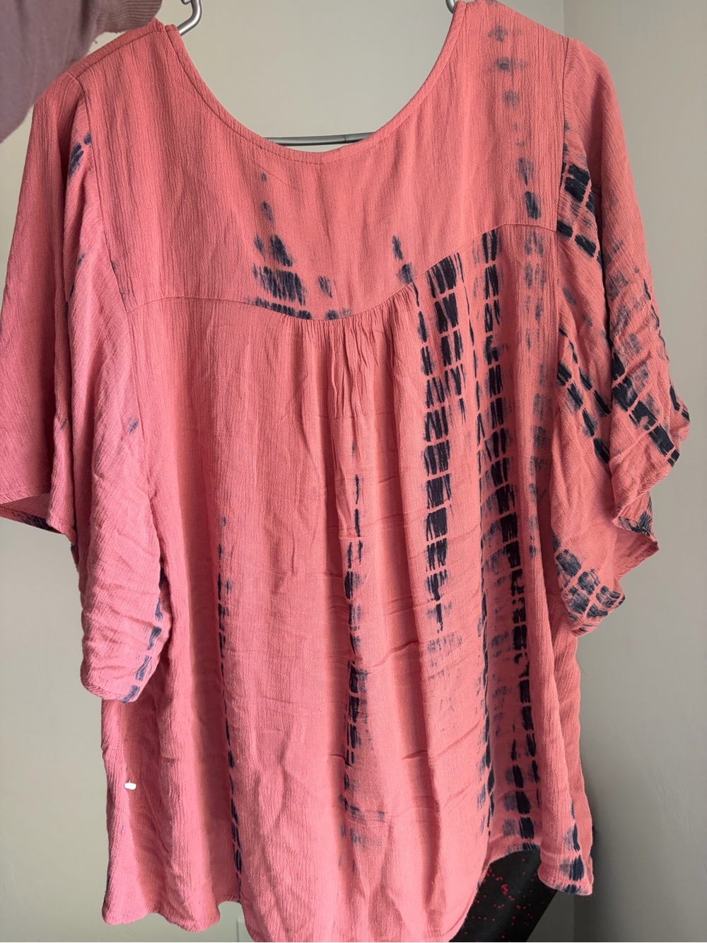 Daytrip Rust Pink Tie-Dye Button Front Blouse - Picture 4 of 4
